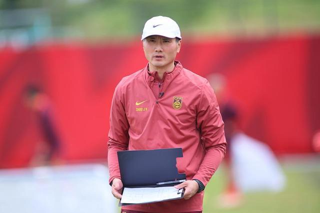 开云体育官方网站-国足不败战绩结束迪拜拉练，国脚连夜回国投入俱乐部备战