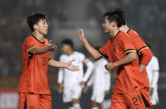 2:0!U17亚洲杯:中国击败卡塔尔,从第四飙升第二,如愿晋级八强